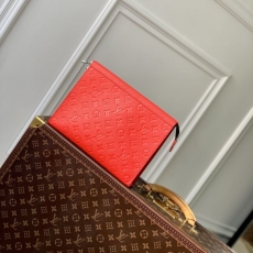 LV Clutch Bags